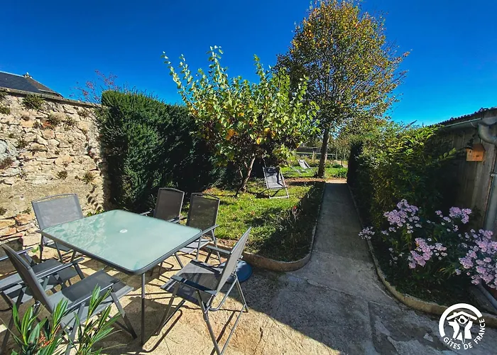 Le Square Des Fleurs 度假居 Le Nayrac